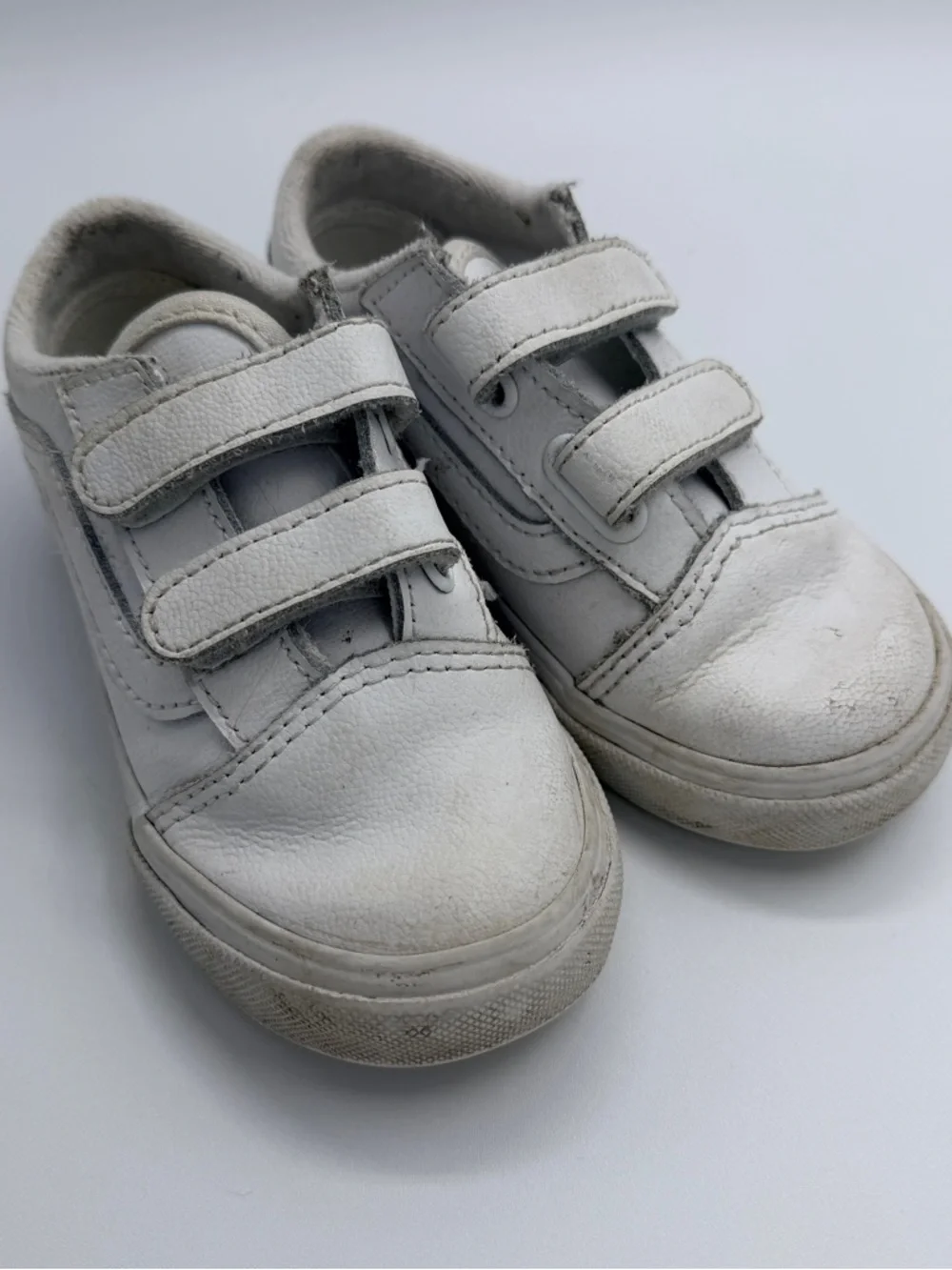 VANS Leather White Velcro Sneakers Sz 8.5